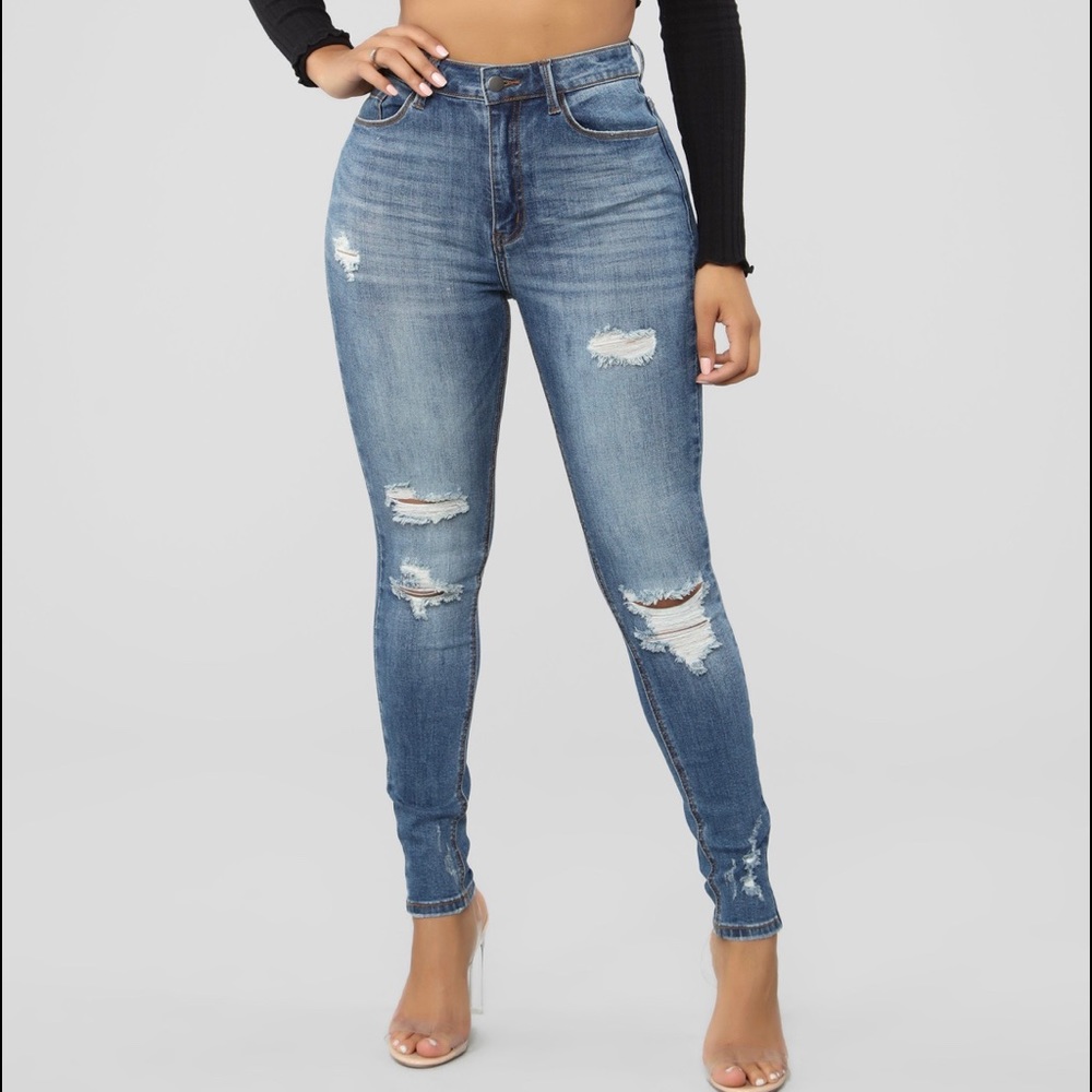 🛑NWT-Drive Me Crazy Distressed Jeans🛑
